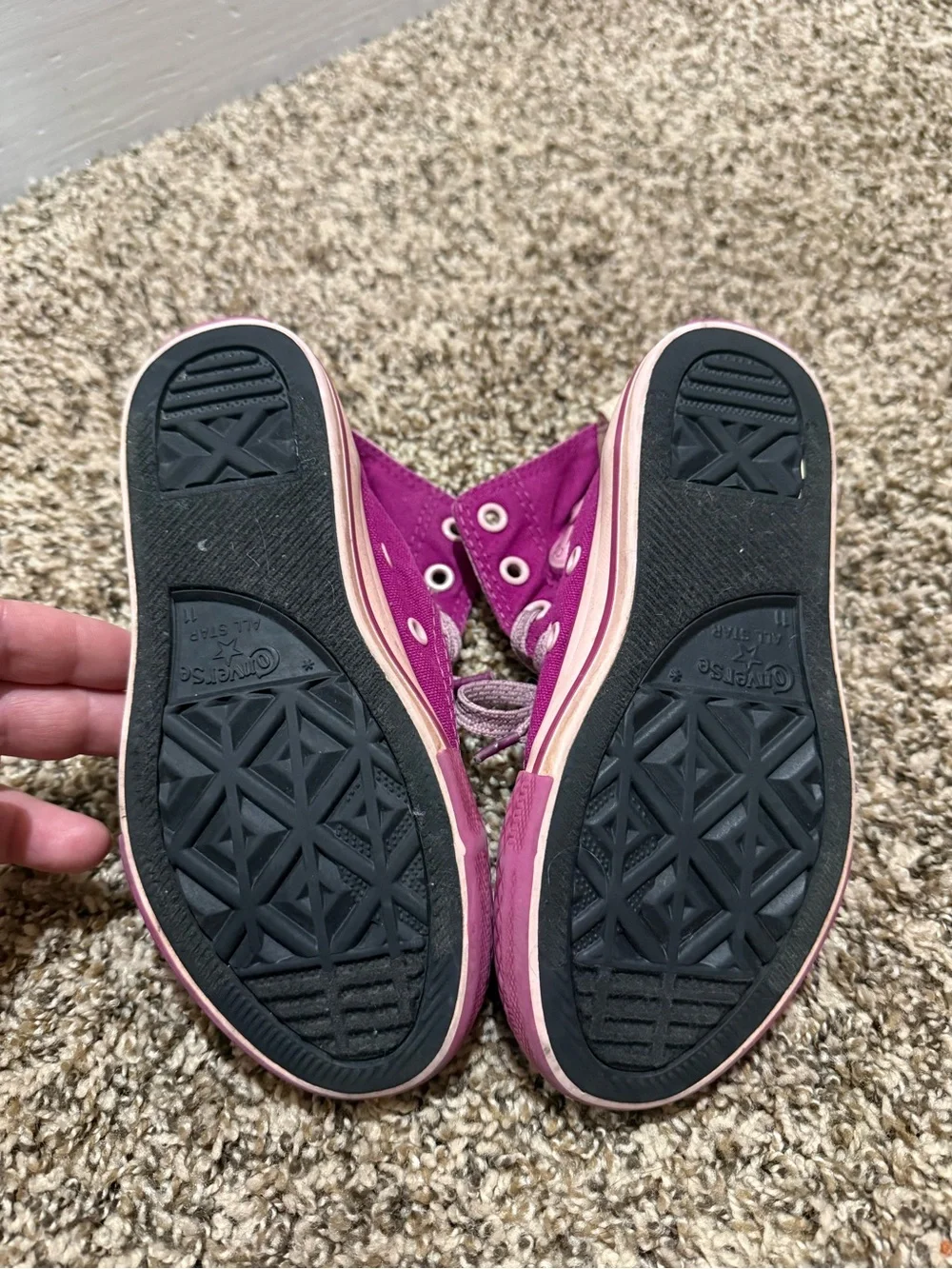 Converse Kids High-Top Sneakers in Fuchsia Pink